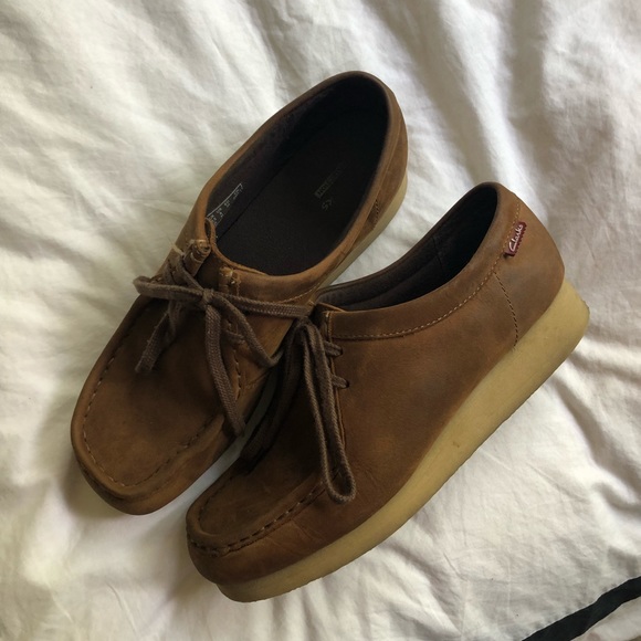 Clarks Shoes - womens clarks wallabees